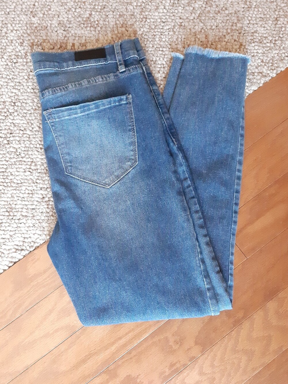Nicole Miller New York Distressed Soho High Rise Ankle Skinny Jeans size 8